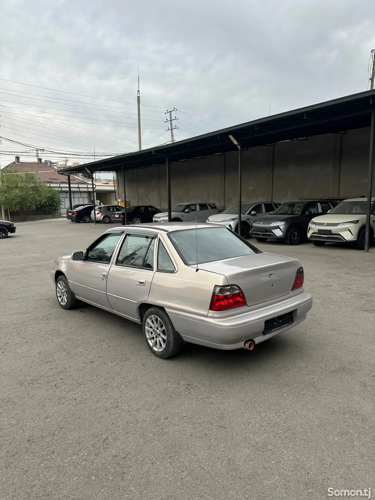 Daewoo Nexia 1999 · 1.6 MT