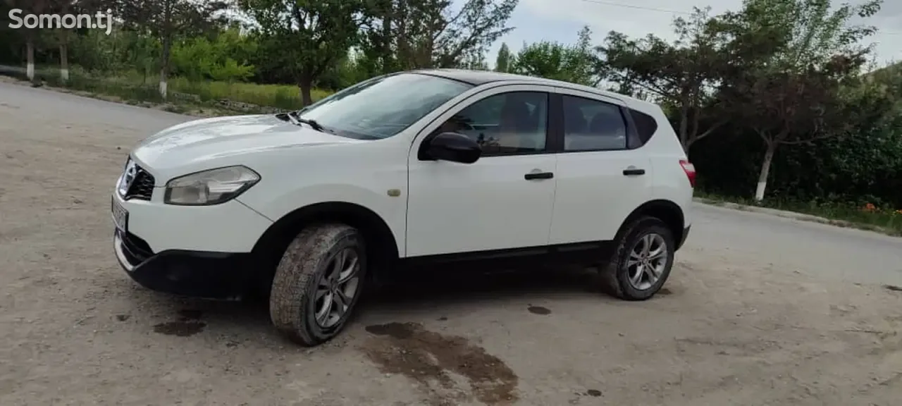Nissan Qashqai 2011 · 2.0 AT