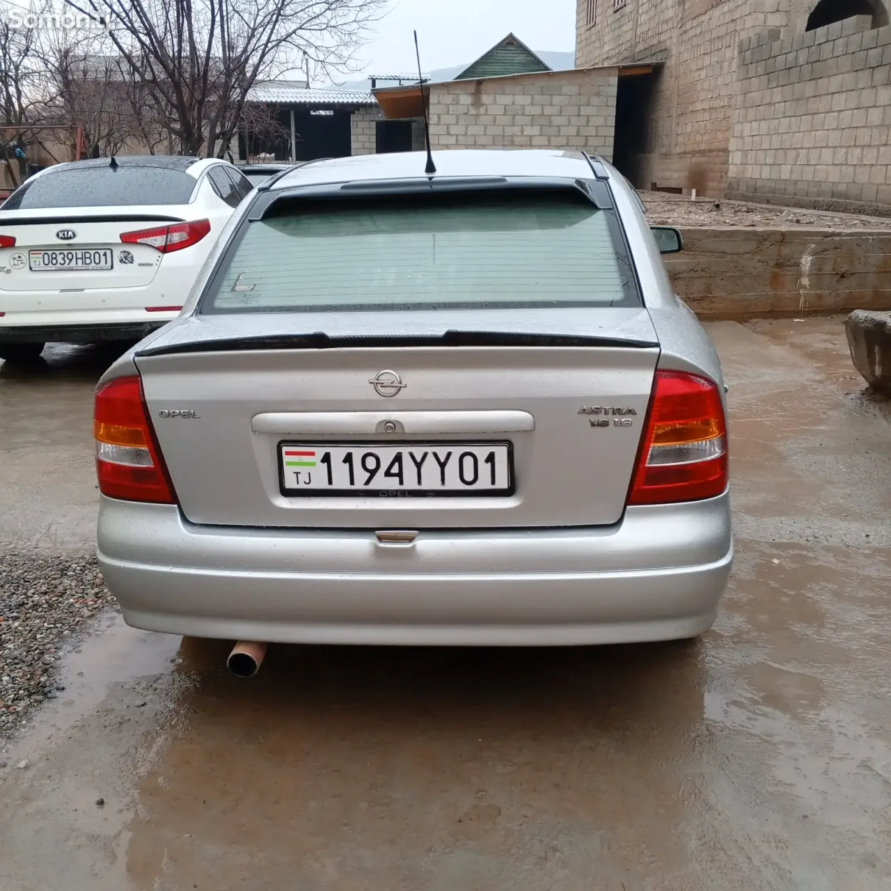 Opel Astra F 1999 · 1.6 MT