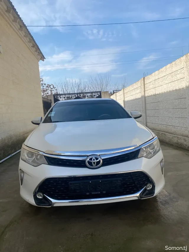 Toyota Camry 2013 · 2.5 AT