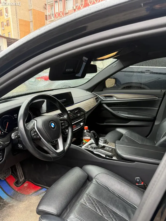 BMW 5 series 2017 · 2.0 AT