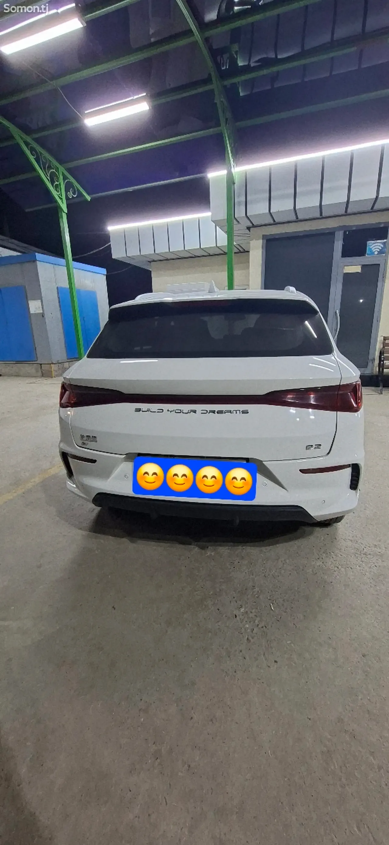 BYD E2 2024 · AT