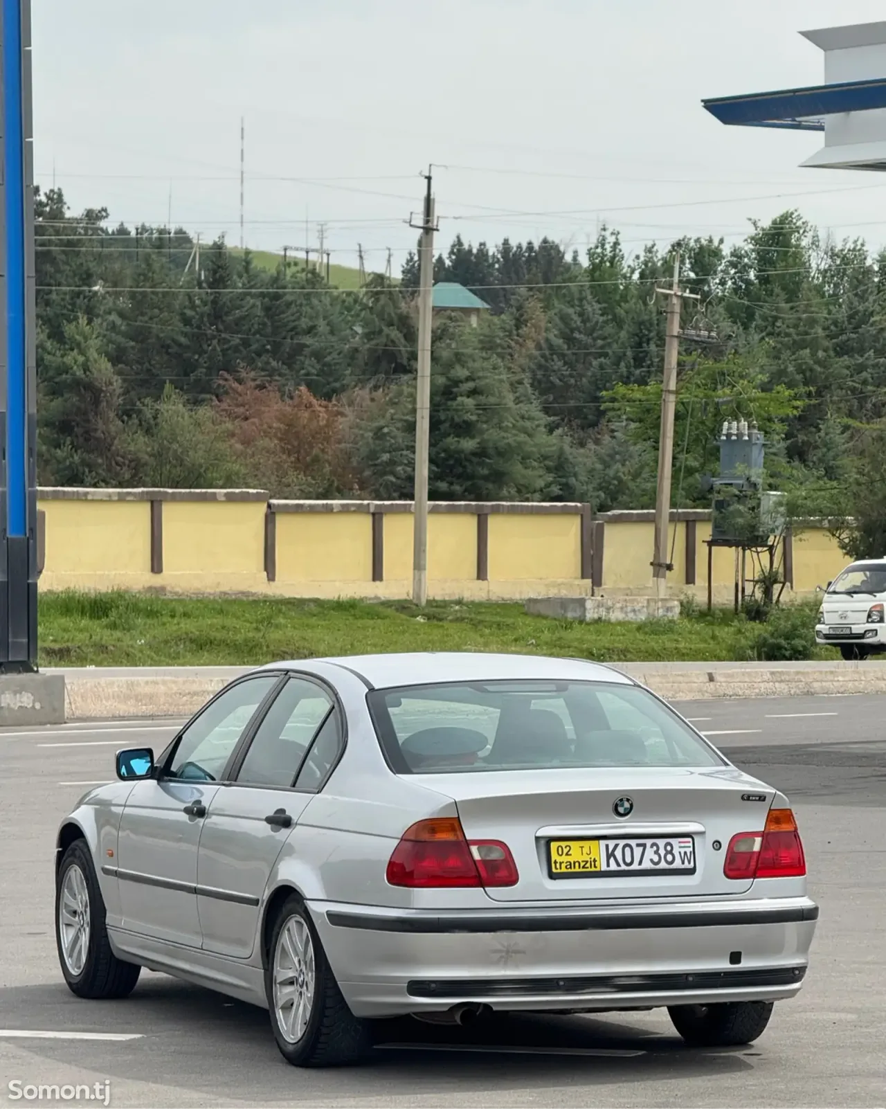 BMW 3 series 2000 · 1.8 MT