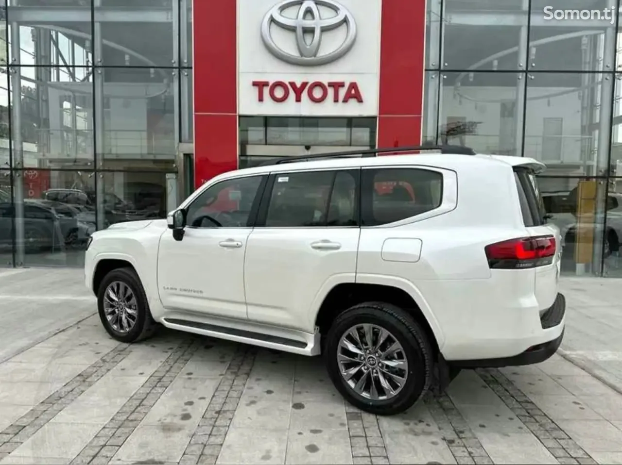 Toyota Land Cruiser 2026 · 3.5 AT