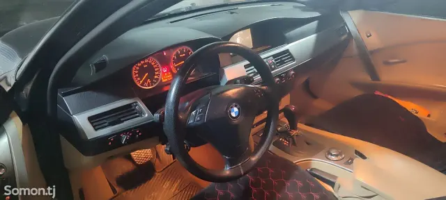 BMW 5 series 2004 · 2.4 AT