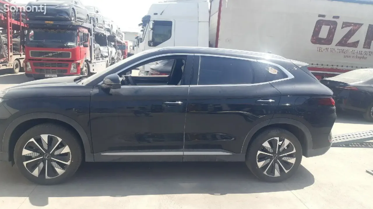 BYD Song Plus 2025 · AT