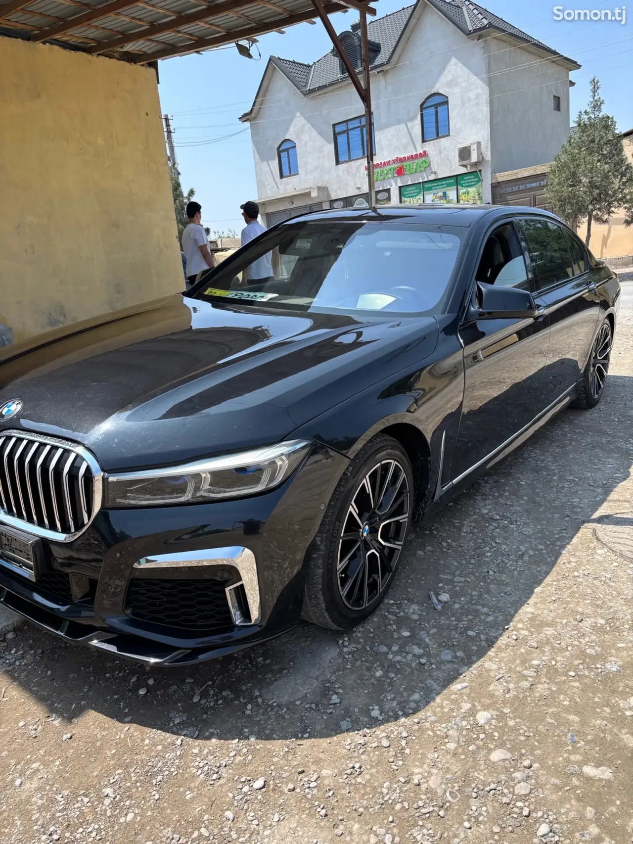 BMW 7 series 2010 · 4.4 AT