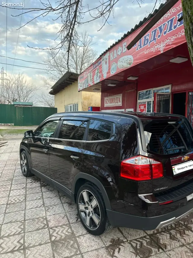 Chevrolet Orlando 2015 · 2.0 AT