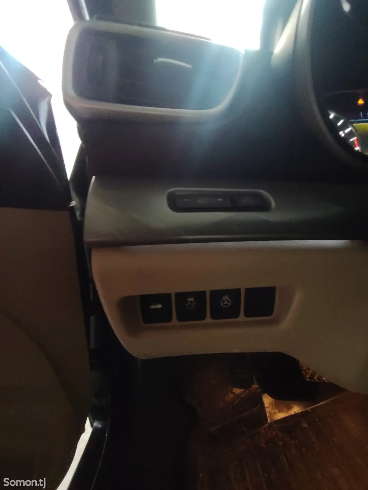 Nissan Maxima 2015 · 2.0 AT