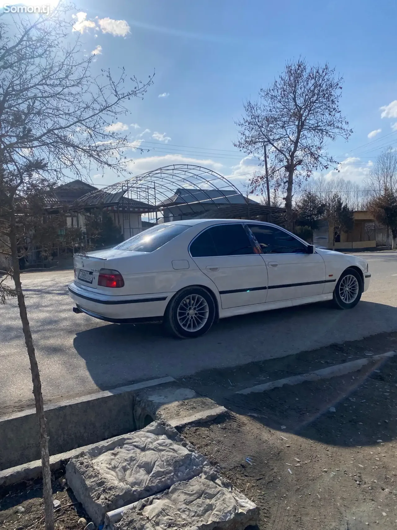 BMW 5 series 1998 · 2.0 AT