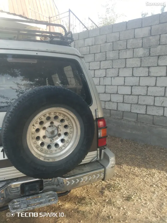 Mitsubishi Pajero 1994 · 3.0 AT
