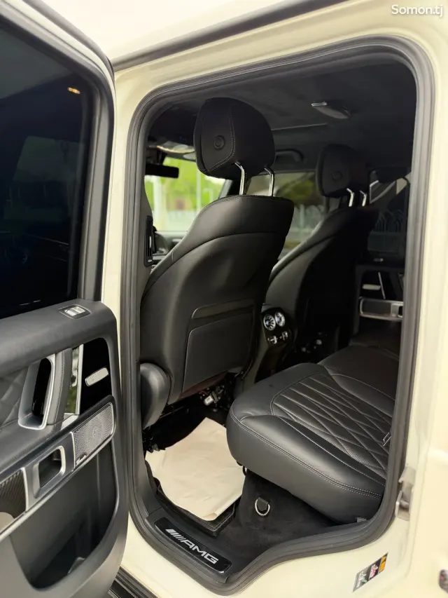 Mercedes-Benz G class 2020 · 6.3 AT