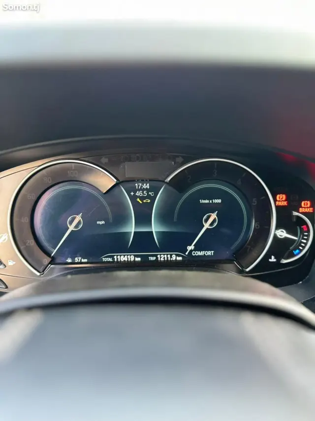 BMW 5 series 2019 · 2.0 AT