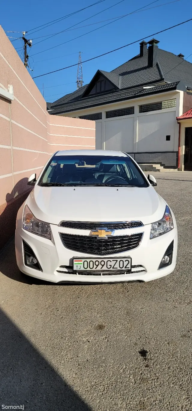 Chevrolet Cruze 2014 · 1.8 AT