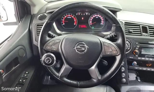 Ssang Yong Korando 2015 · 2.0 AT