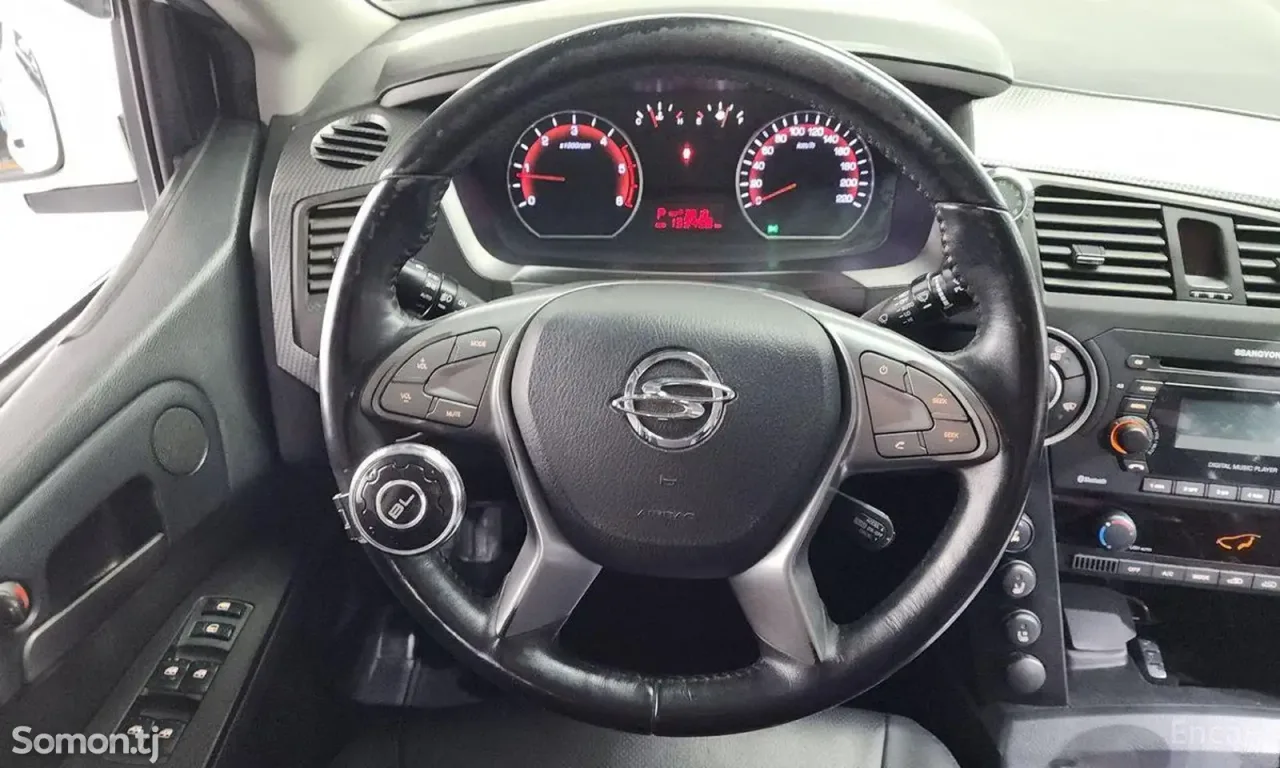 Ssang Yong Korando 2015 · 2.0 AT