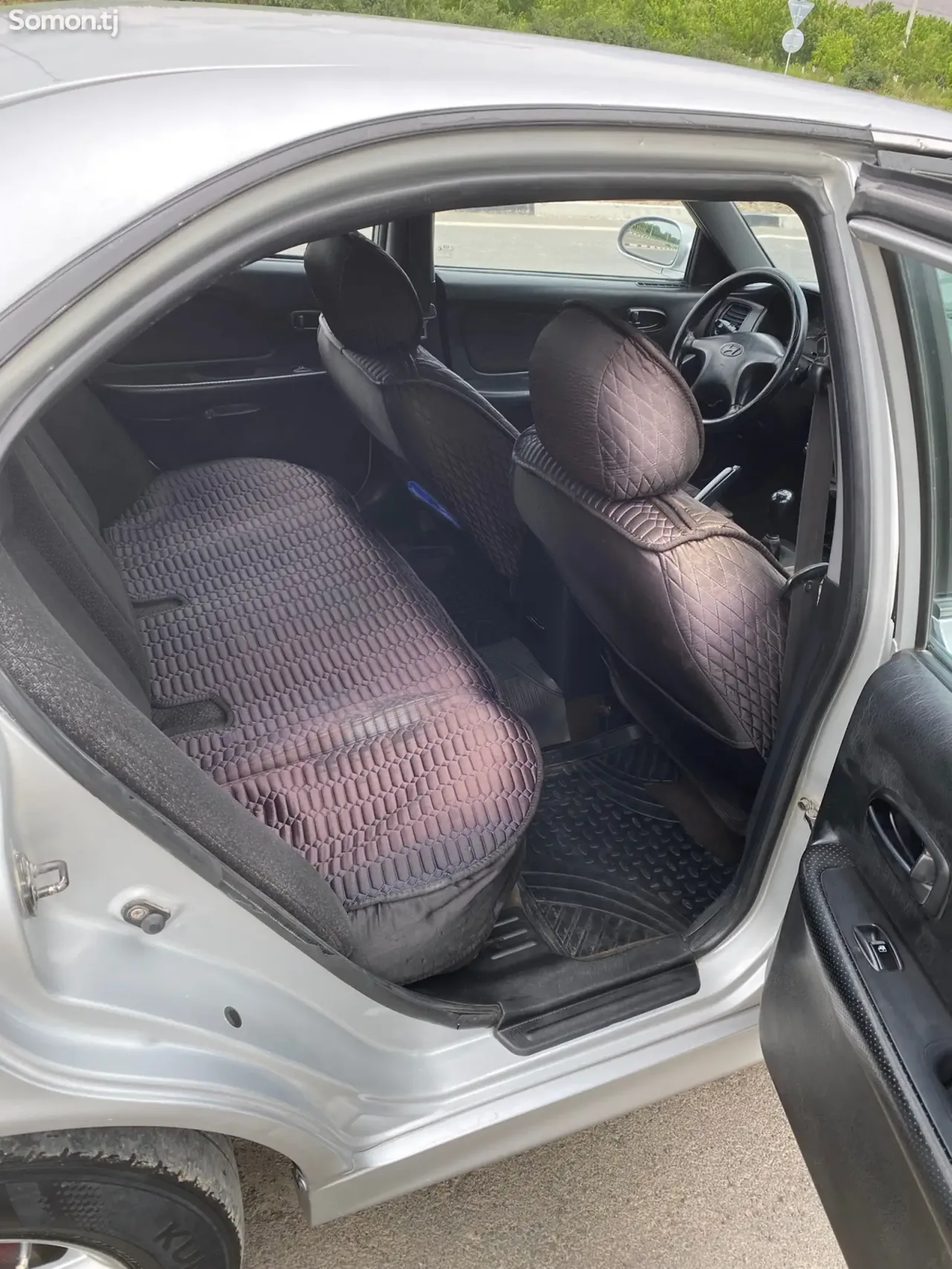 Hyundai Sonata 2002 · 2.0 MT