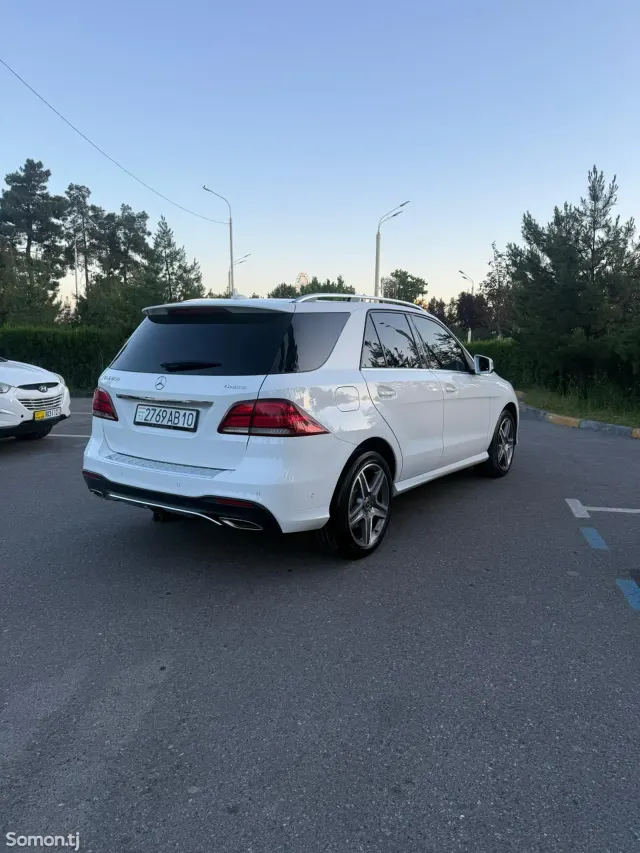Mercedes-Benz GLE class 2018 · 4.0 AT
