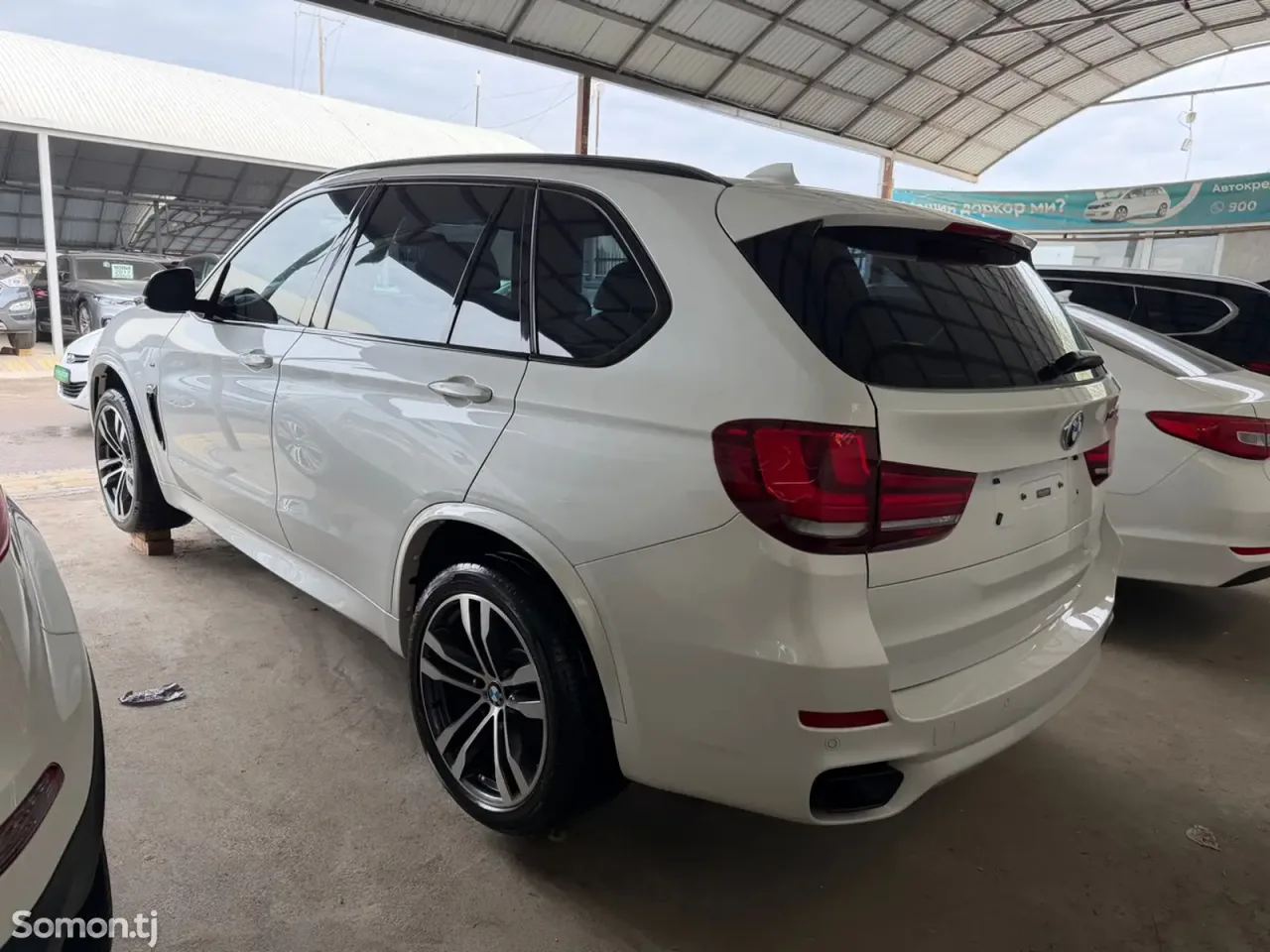 BMW X5 2014 · 5.0 AT