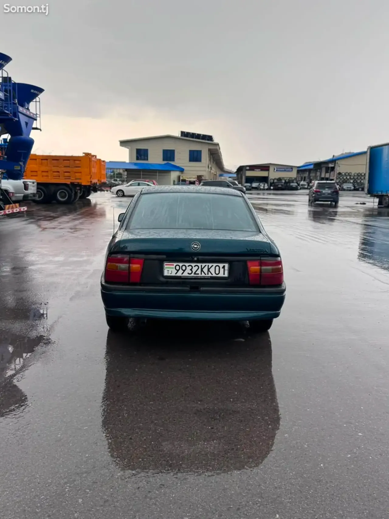 Opel Vectra A 1995 · 1.6 MT