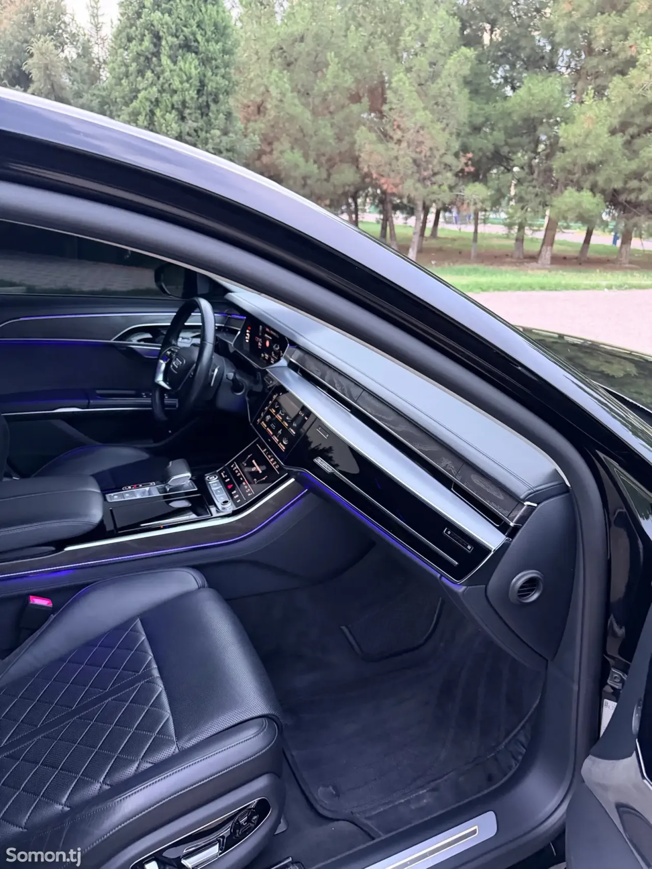 Audi A8 2022 · 3.0 AT