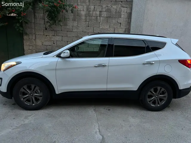 Hyundai Santa Fe 2014 · 2.4 AT