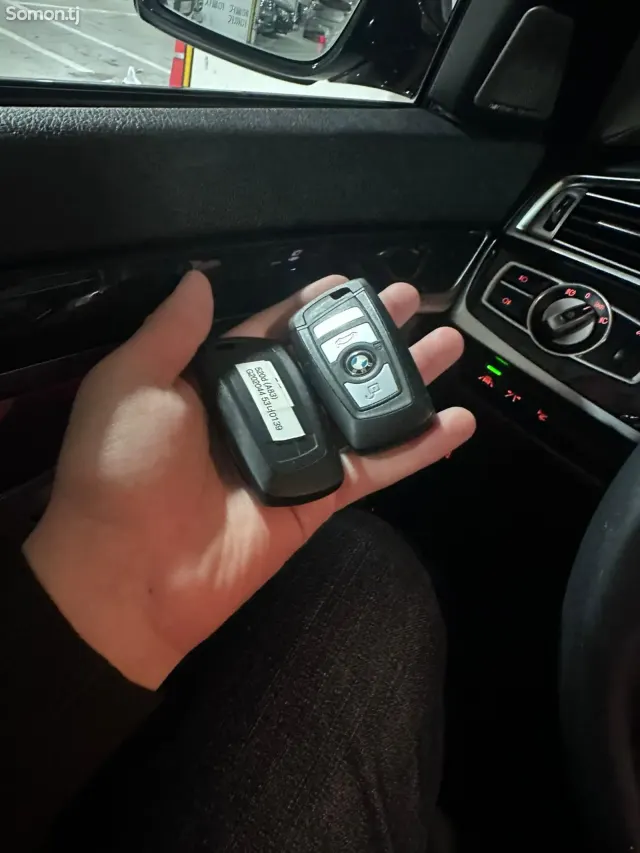 BMW 5 series 2016 · 2.0 AT