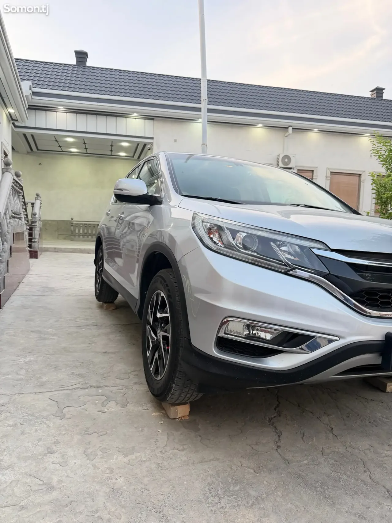 Honda CR-V 2015 · 2.4 AT
