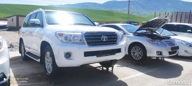 Toyota Land Cruiser 2012 · 4.5 AT