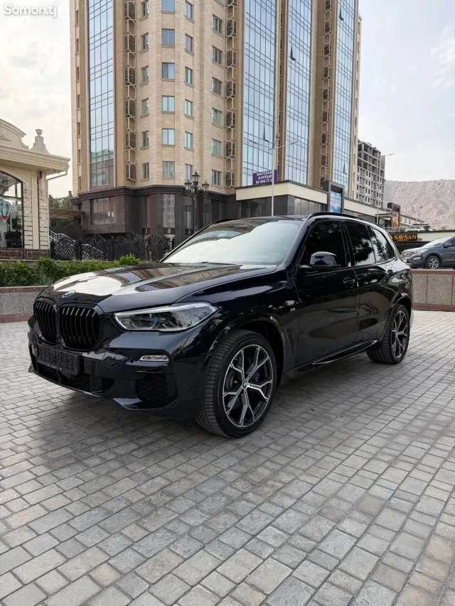 BMW X5 2019 · 3.0 AT