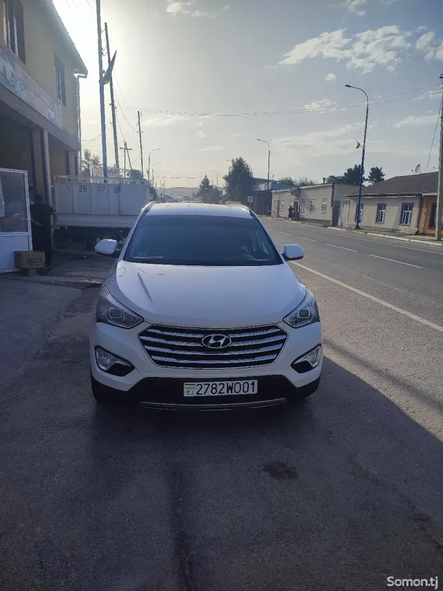 Hyundai Santa Fe 2015 · 3.3 AT