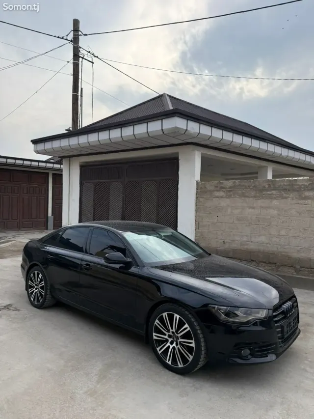 Audi A6 2012 · 2.0 AT
