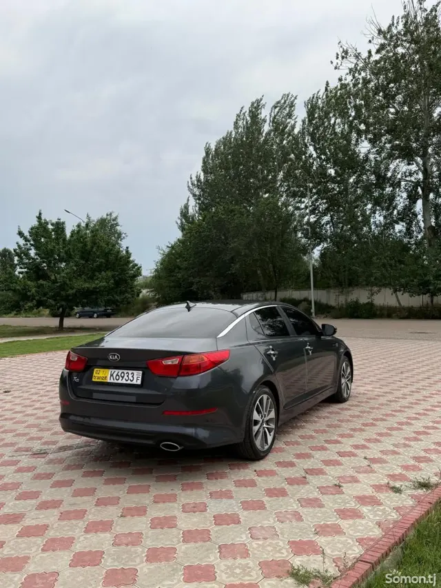 Kia K5 2014 · 2.0 AT