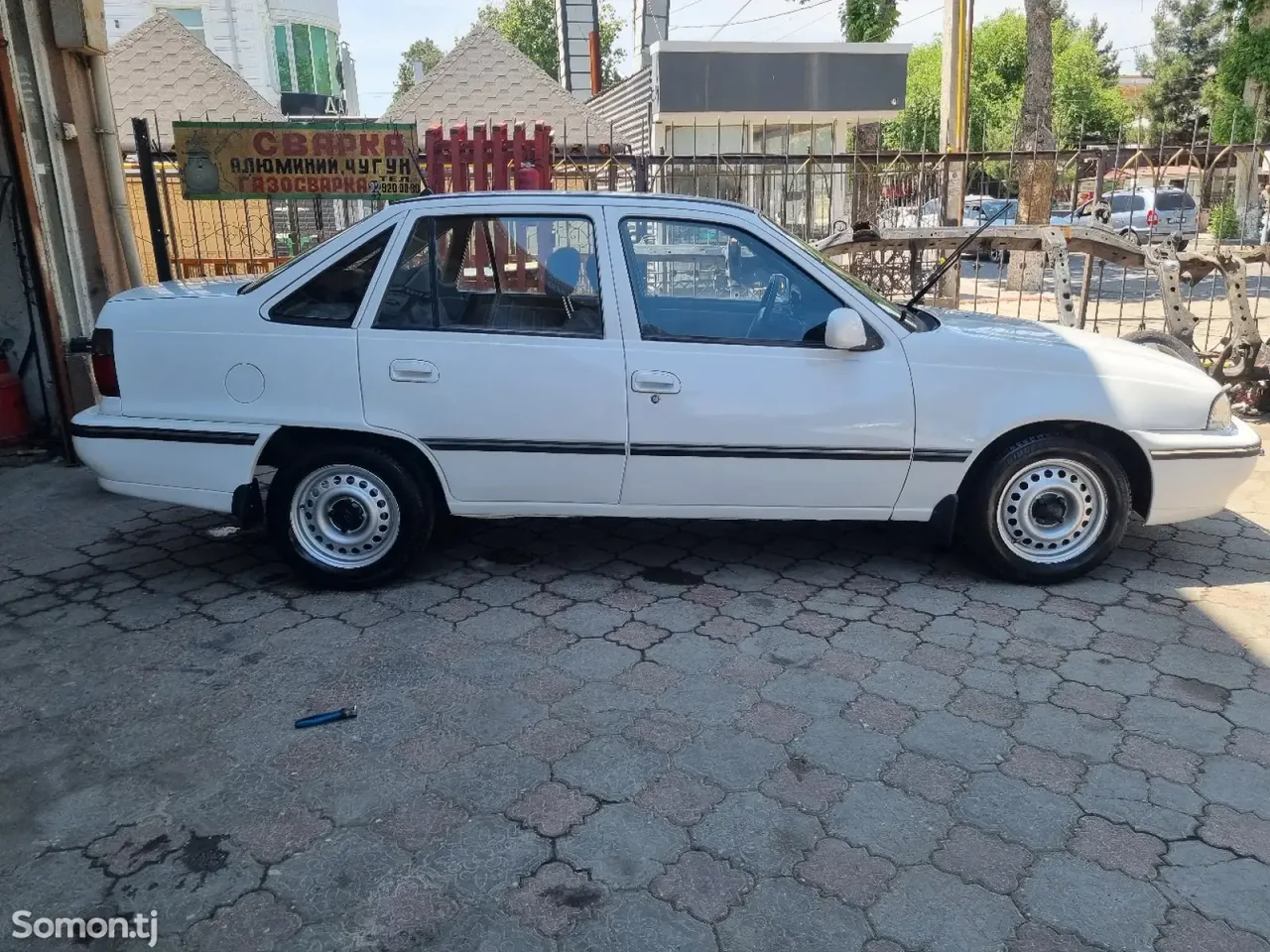 Daewoo Nexia 1996 · 1.6 MT