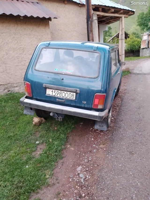 Lada (ВАЗ) Нива 2002 · 1.7 MT