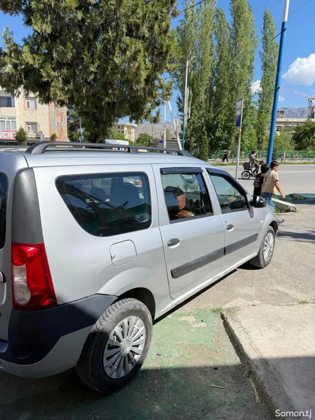 Lada (ВАЗ) Largus 2007 · 1.6 MT