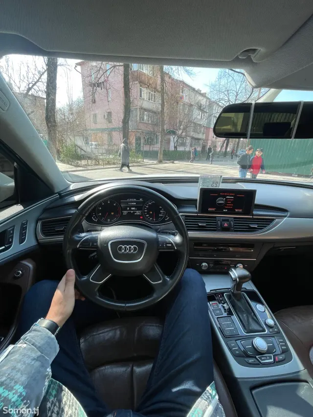 Audi A6 2015 · 2.0 AT