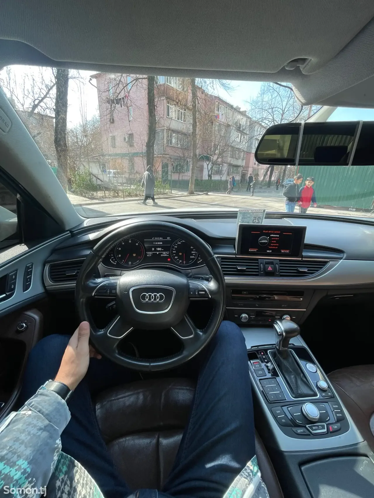 Audi A6 2015 · 2.0 AT