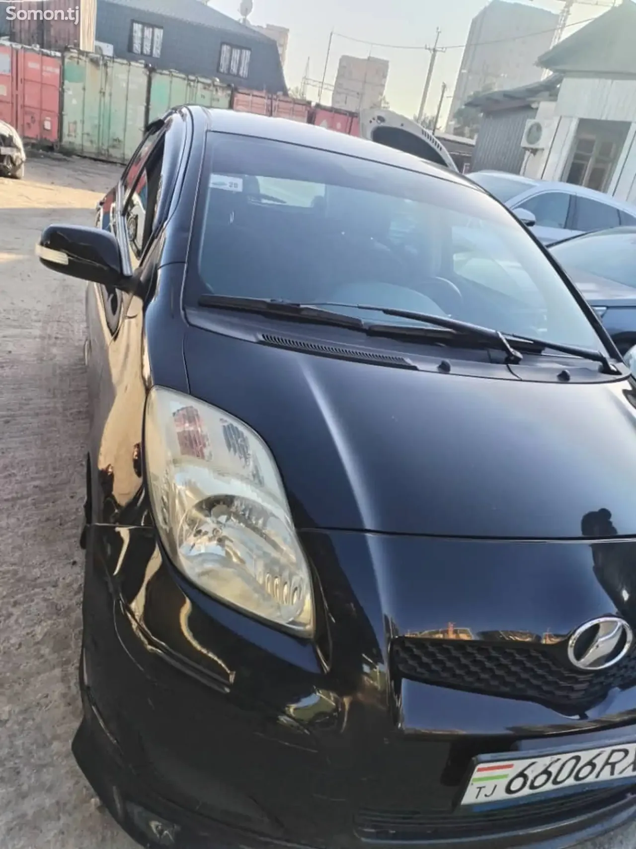 Toyota Vitz 2009 · 1.5 AT
