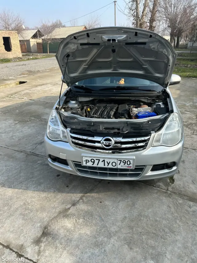 Nissan Almera 2014 · 1.6 MT