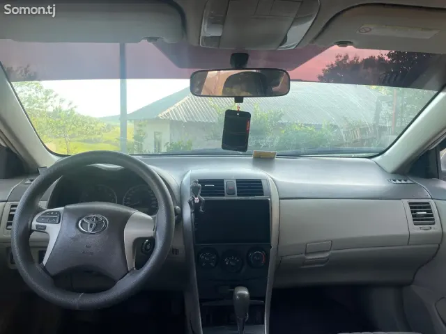 Toyota Corolla 2009 · 1.6 AT