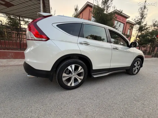 Honda CR-V 2013 · 2.4 AT