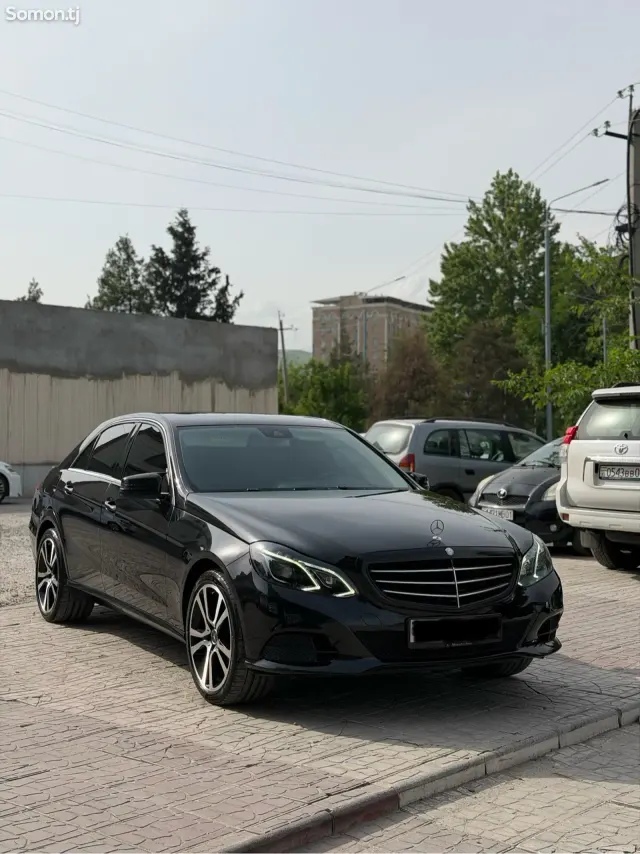 Mercedes-Benz E class 2014 · 2.0 AT