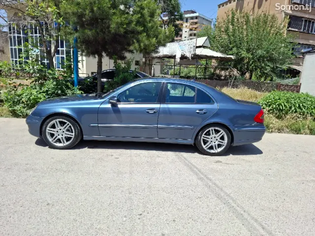 Mercedes-Benz E class 2007 · 2.2 AT