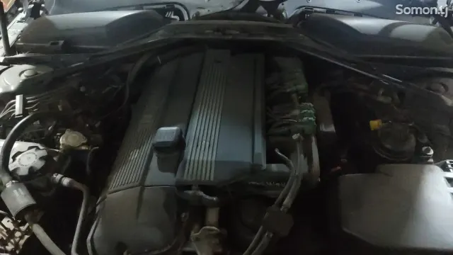 BMW 5 series 2004 · 2.4 AT