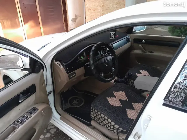 Daewoo Lacetti 2005 · 1.6 MT