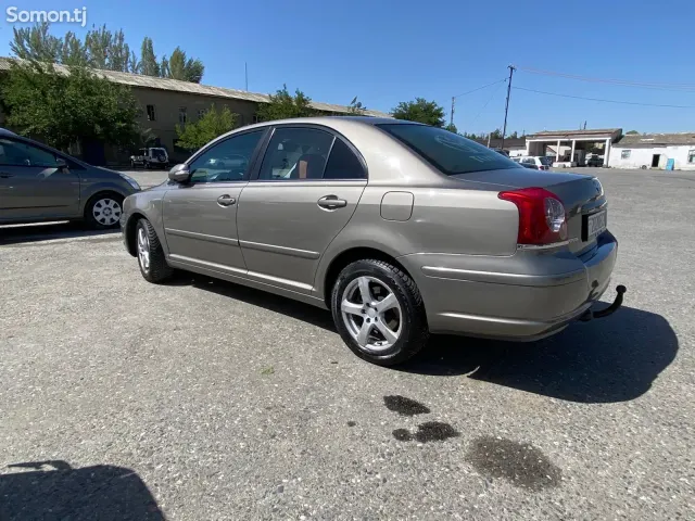 Toyota Avensis 2006 · 1.8 MT