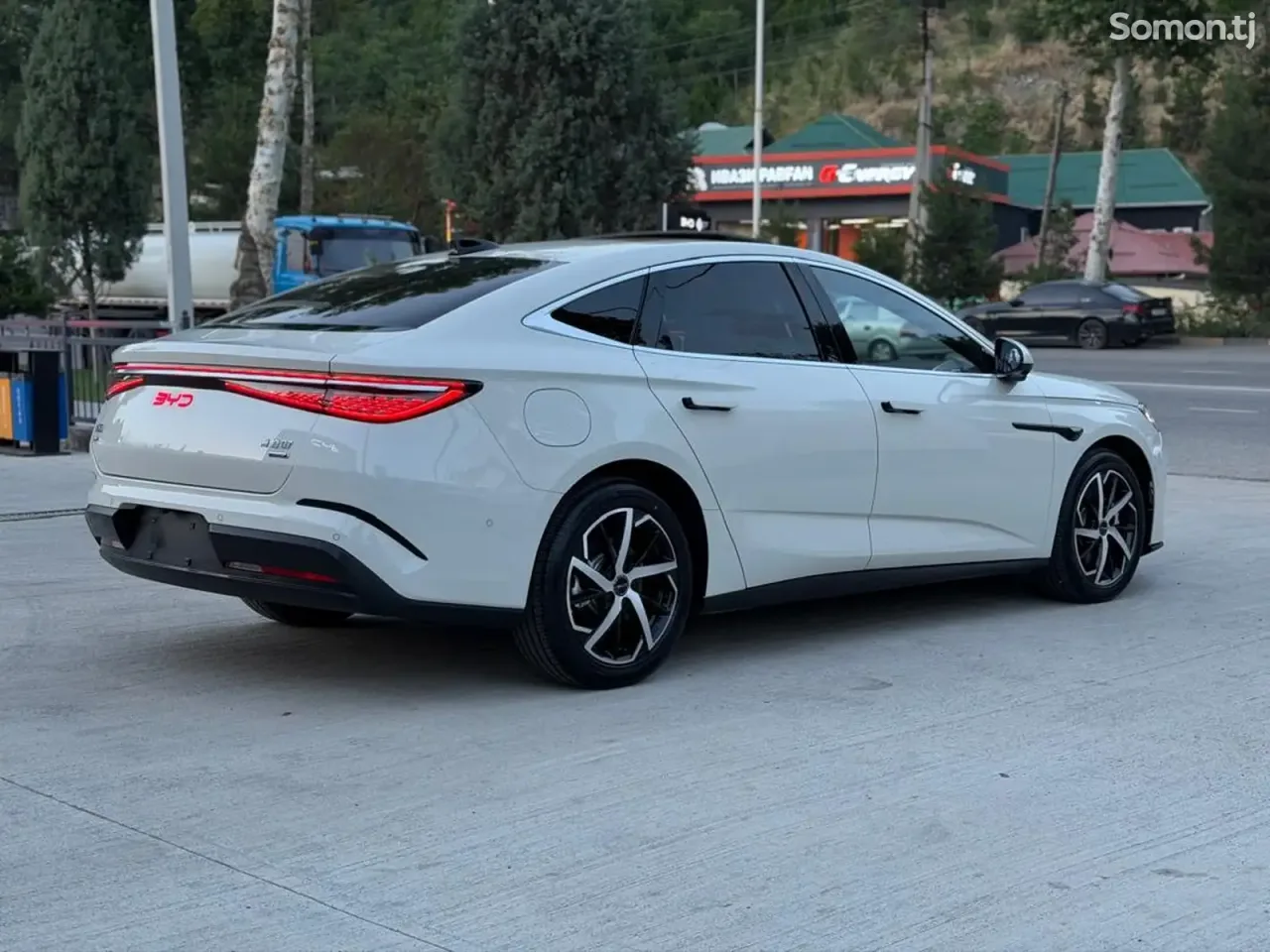BYD Song Plus 2026 · AT