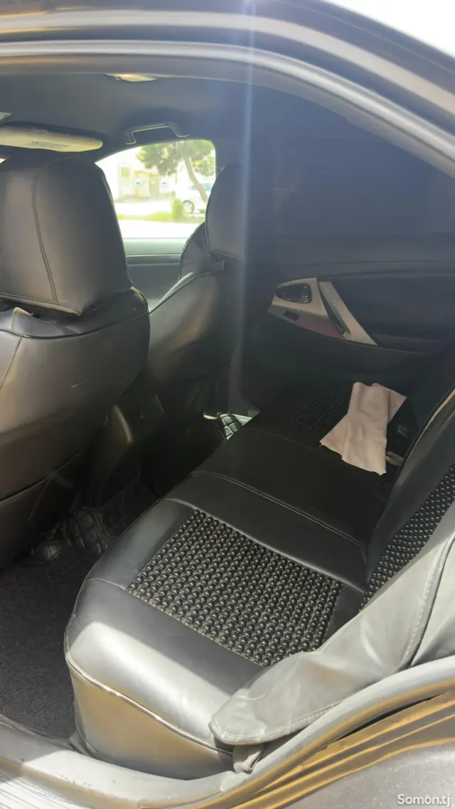 Toyota Camry 2010 · 2.5 AT