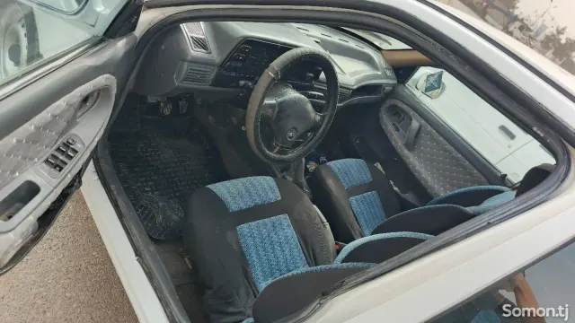 Daewoo Nexia 1996 · 1.5 MT